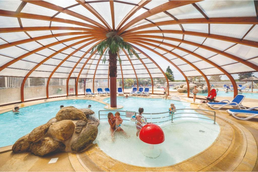 Camping Landudec Extérieur photo